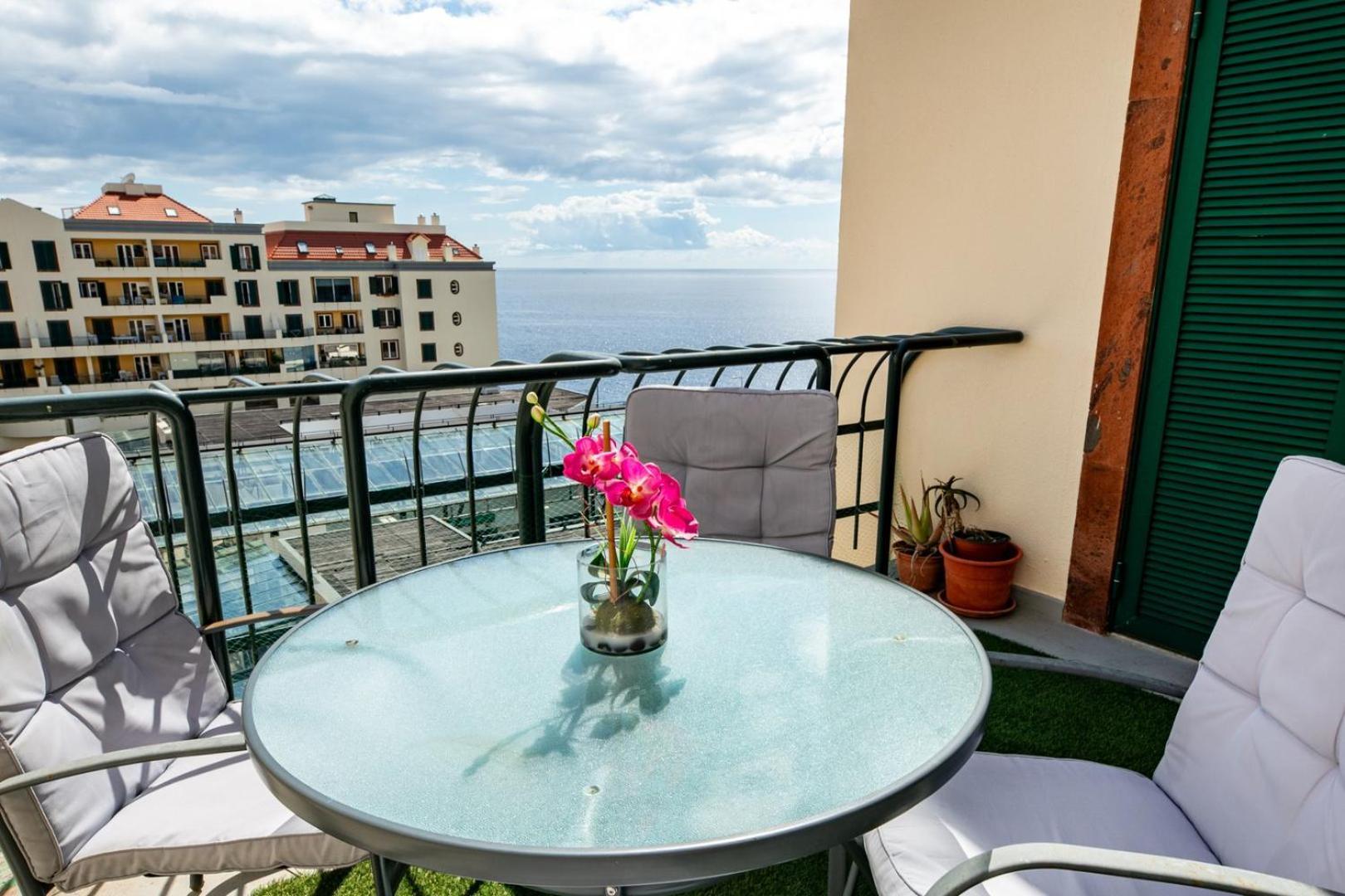 Guestready - Family-Friendly Haven In Funchal Apartment Bagian luar foto